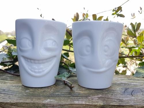 TASSEN Happy faces mok Joking met oor