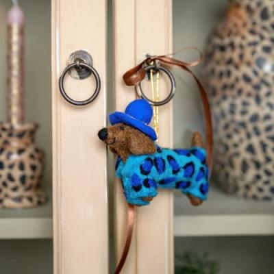 Sjaal met verhaal Hanger Teckel Panter Turquoise