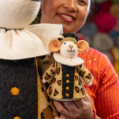 Sjaal met verhaal decoratie Muis Piet Panterprint