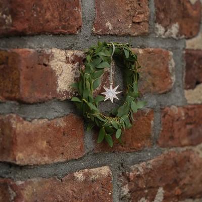 Räder hanger metaal op kaartje Kerst Ster