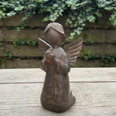 Engel knielend taupe medium