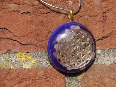 O02 Orgone & Plasma Energy hanger Flower of life paarsblauw