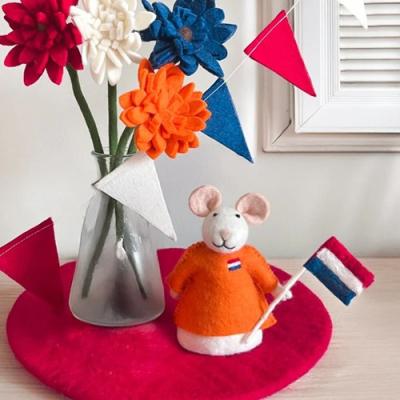 Sjaal met verhaal Holland Muis met vlag